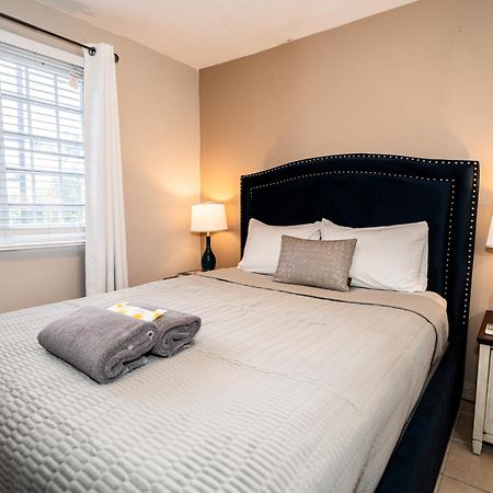 Ferienwohnung Private Jacuzzi Oasis With Mountain Views And Free Parking Ponce Exterior foto