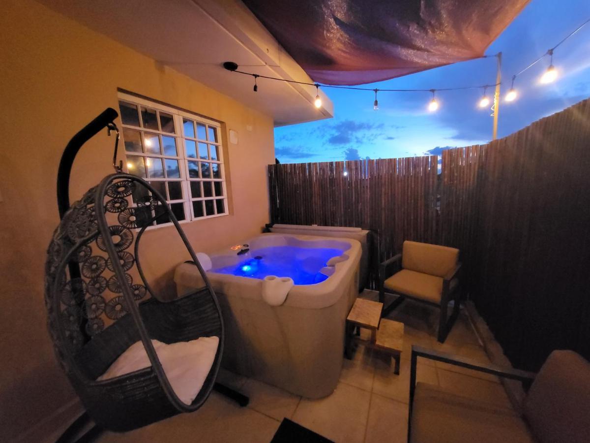 Ferienwohnung Private Jacuzzi Oasis With Mountain Views And Free Parking Ponce Exterior foto