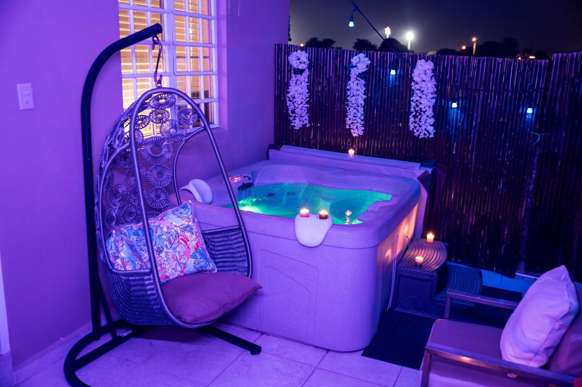 Ferienwohnung Private Jacuzzi Oasis With Mountain Views And Free Parking Ponce Exterior foto